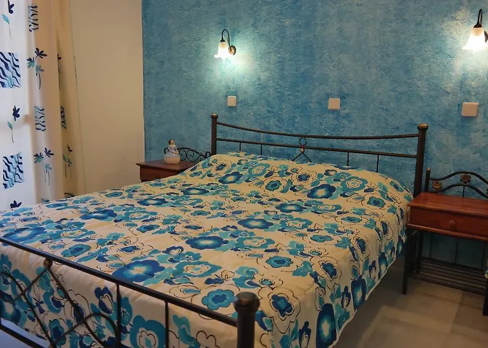 Katerina Babis Apart Otel 3*