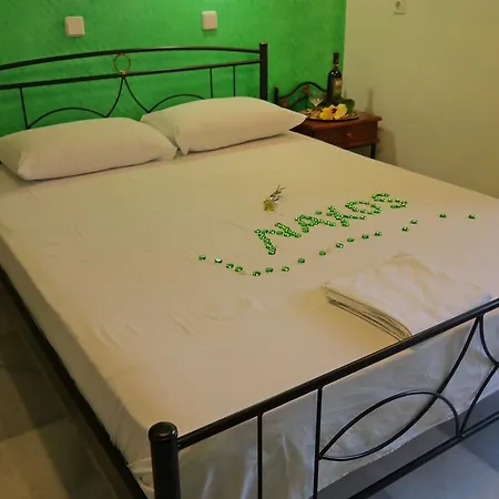 Lägenhetshotell Katerina Babis 3*