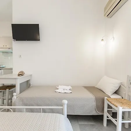 Katerina Babis Lägenhetshotell Agios Prokopios (Naxos)