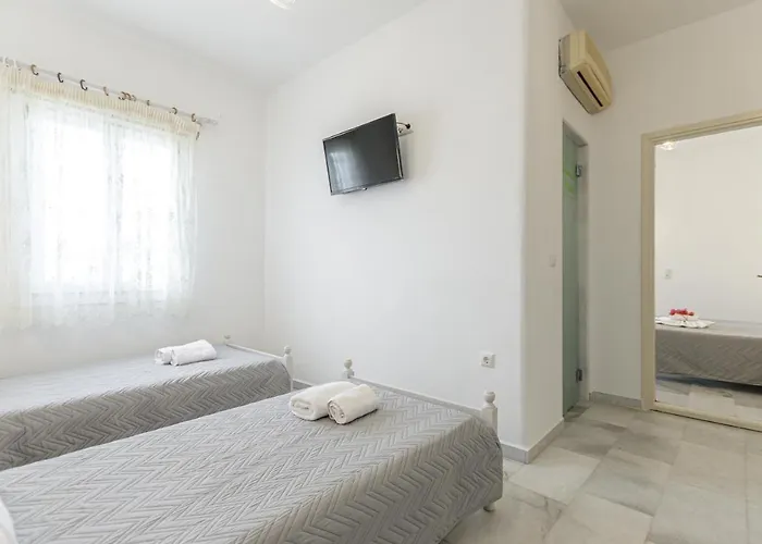 Katerina Babis 3* Agios Prokopios (Naxos)