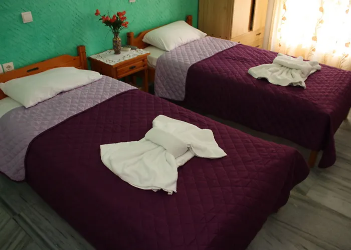 Katerina Babis Aparthotel 3*